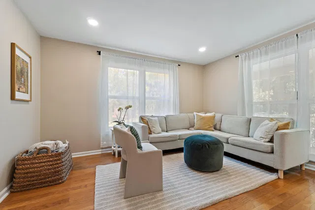  Residence photo 35