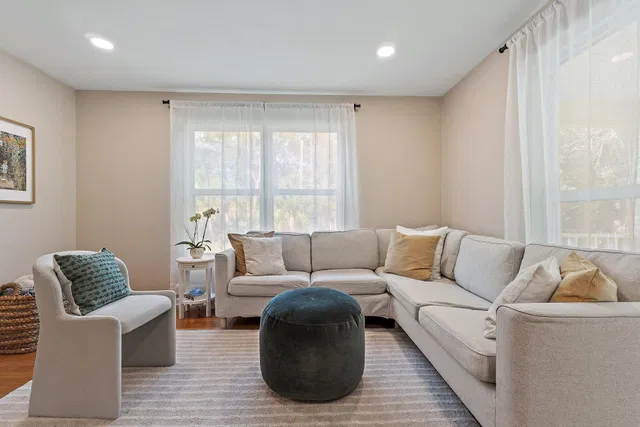  Residence photo 36