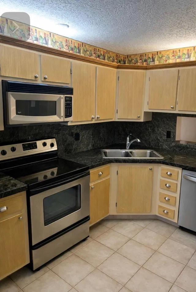 Residence photo 4