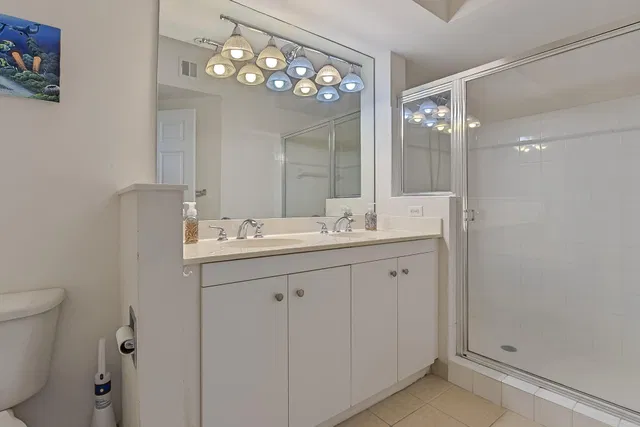  Unit 407 photo 12