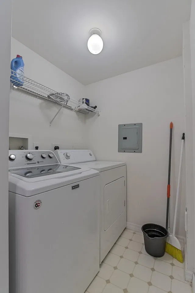  Unit 407 photo 15