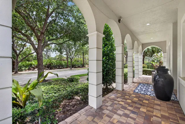 Canterbury Place Residence photo 6