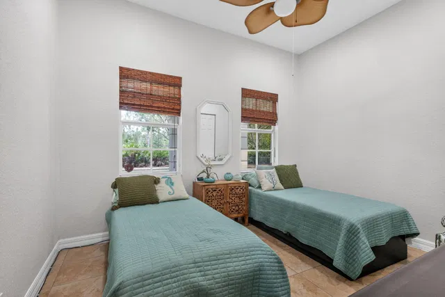 Canterbury Place Residence photo 30