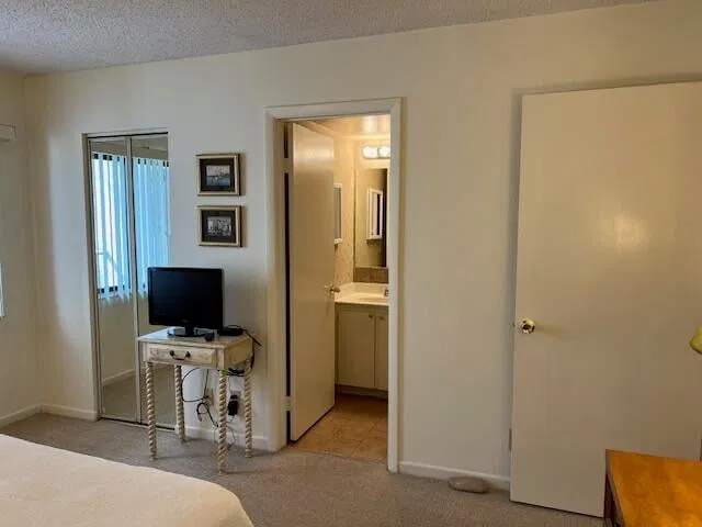 Unit B205 photo 15
