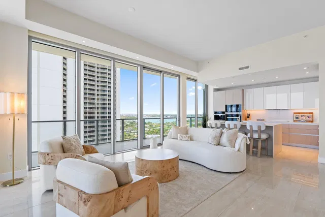 Amrit Ocean Resort & Residences Unit H1804 photo 6