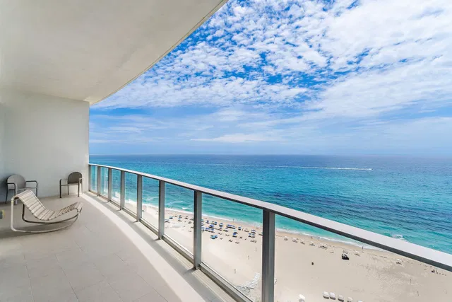 Amrit Ocean Resort & Residences Unit H1804 photo 12