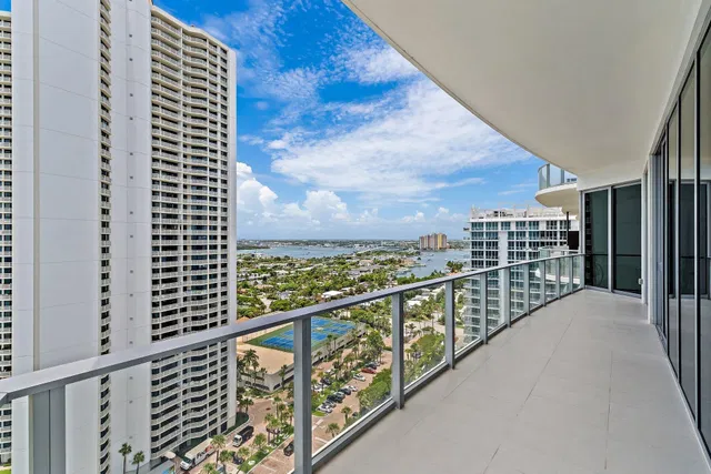 Amrit Ocean Resort & Residences Unit H1804 photo 15