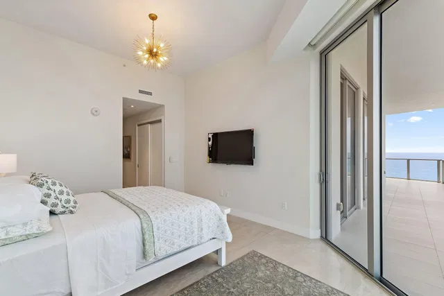Amrit Ocean Resort & Residences Unit H1804 photo 24