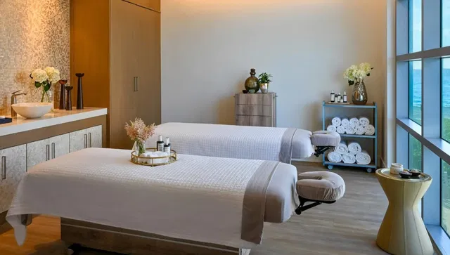 Amrit Ocean Resort & Residences Unit H1804 photo 37