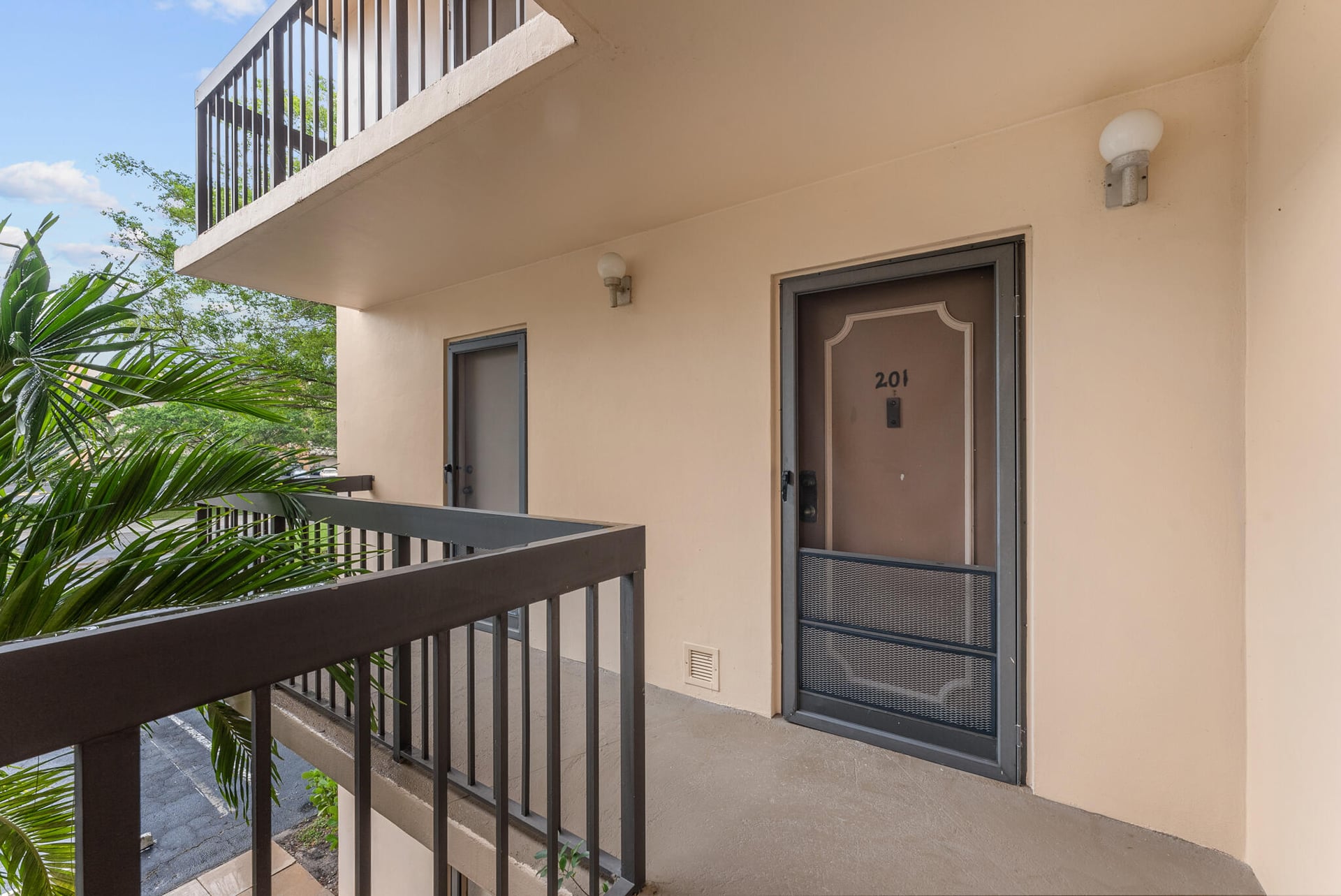 Unit 201 photo 26