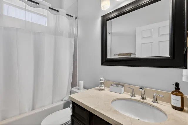 Residence photo 30