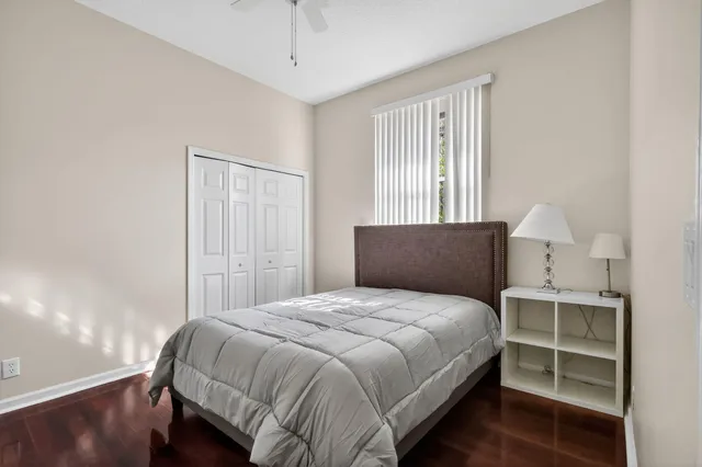 Residence photo 32