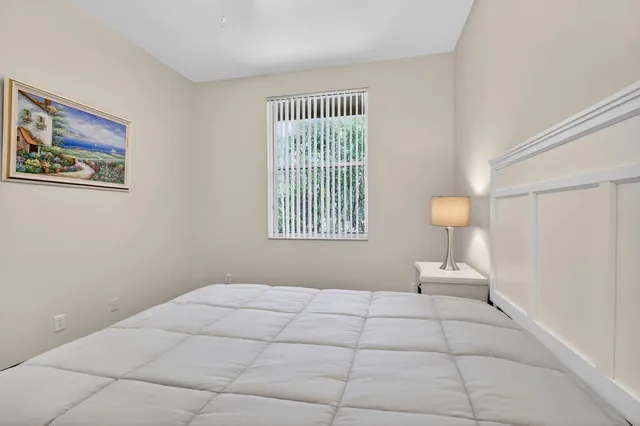 Residence photo 37
