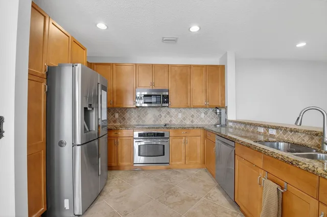 Palm Trail Delray Beach Residence photo 18