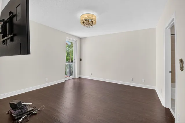 Palm Trail Delray Beach Residence photo 30