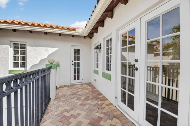 Palm Trail Delray Beach Residence photo 38