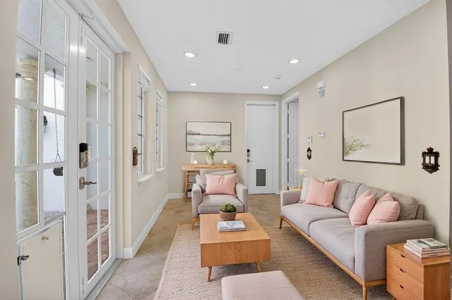 Palm Trail Delray Beach Residence photo 54