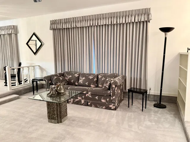 Residence photo 3