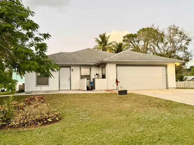 Residence photo 32