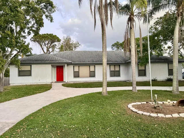 Residence photo 33