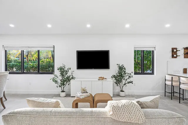 Old Northwood Residence photo 9