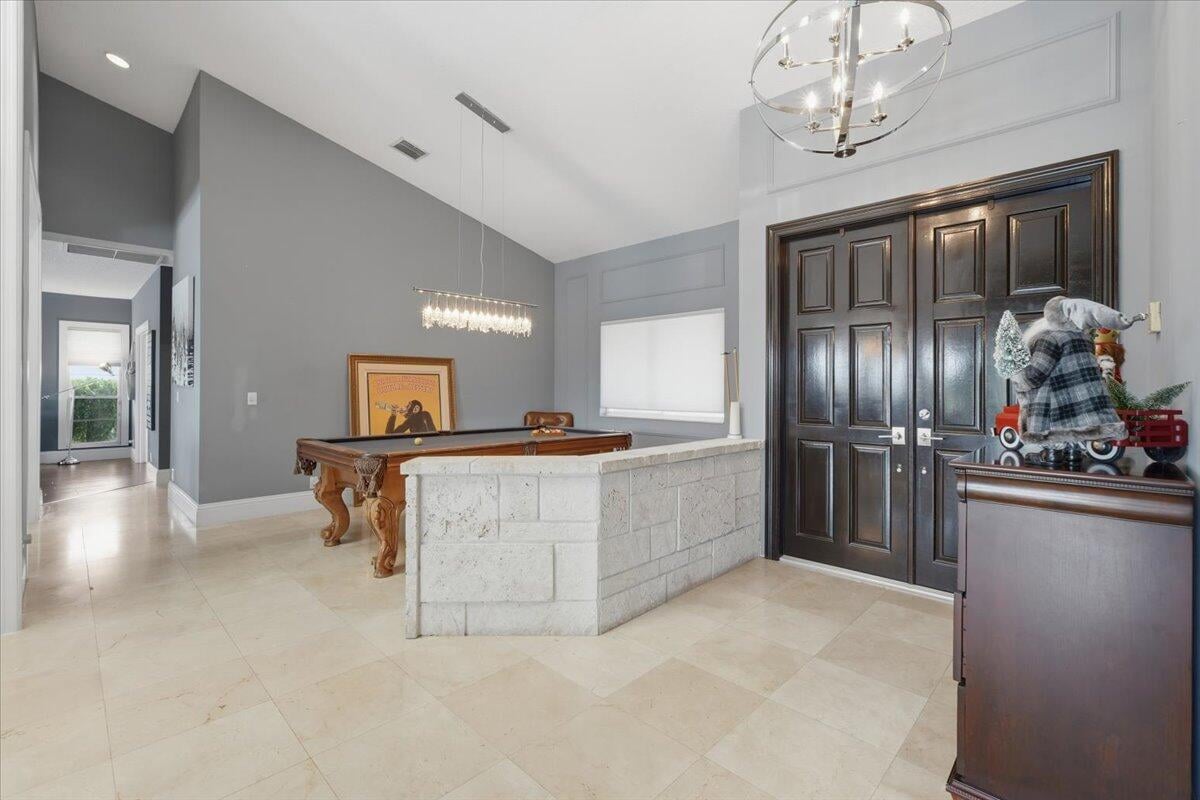 Residence photo 5