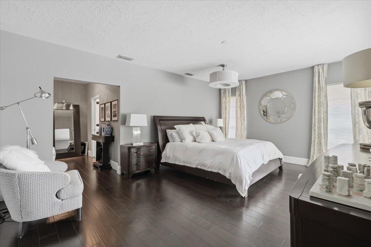 Residence photo 22