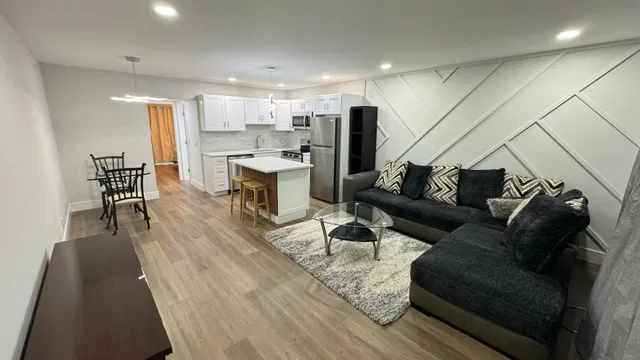 Residence photo 3