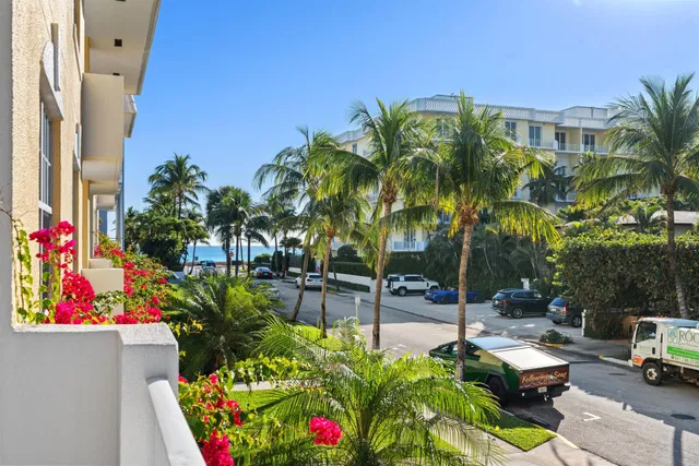 127 Peruvian Avenue #202