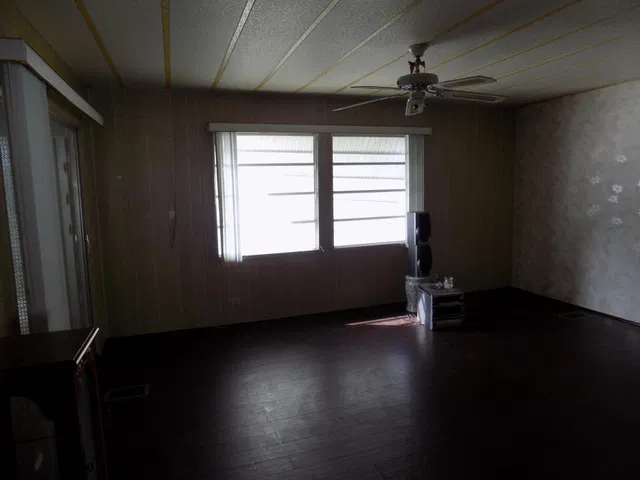 Residence photo 4