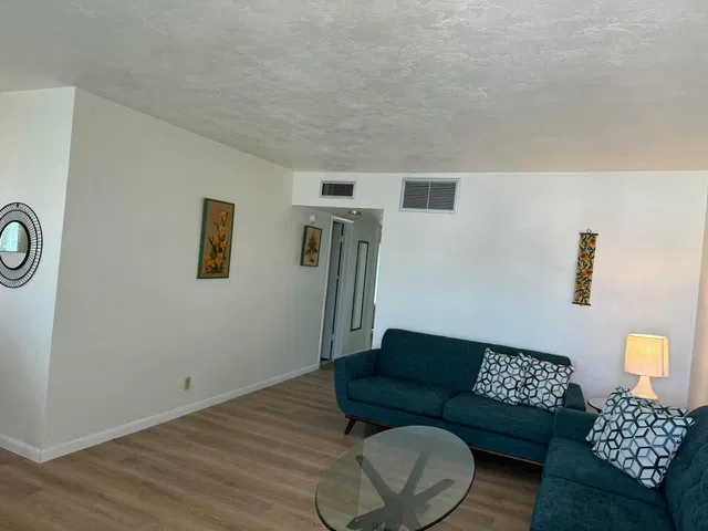Unit 216 photo 11
