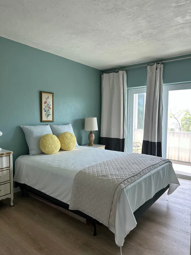 Unit 216 photo 20
