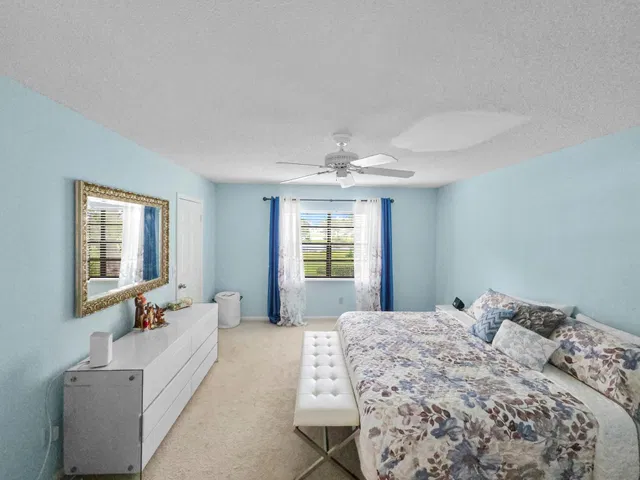 Unit 35b photo 10