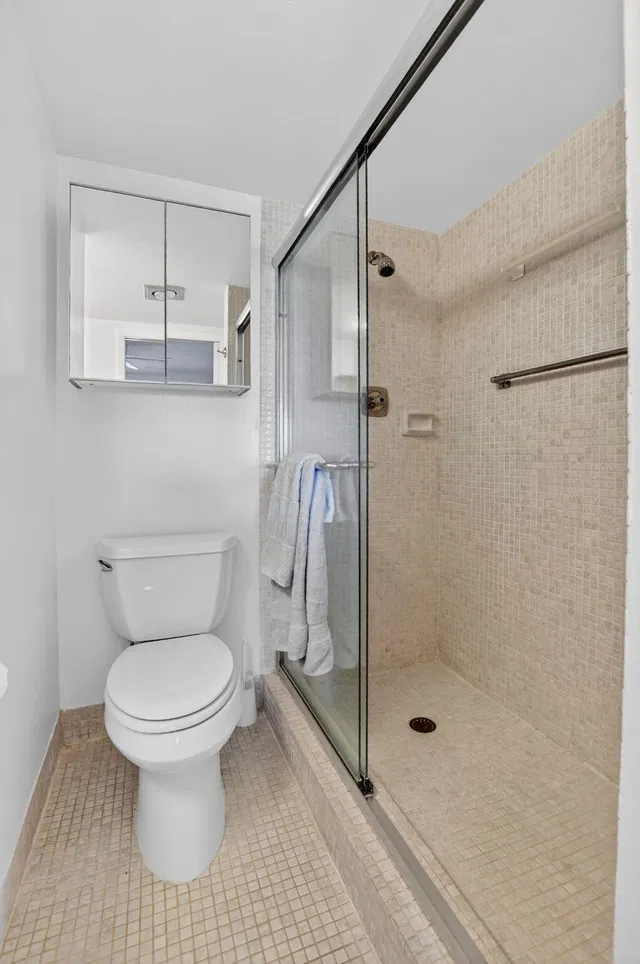 Residence photo 17