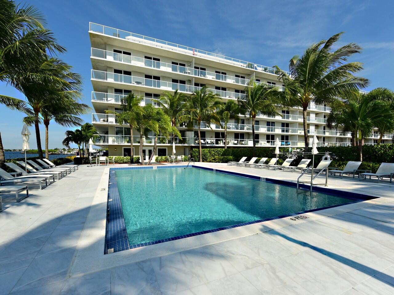 2560 S Ocean Boulevard #406