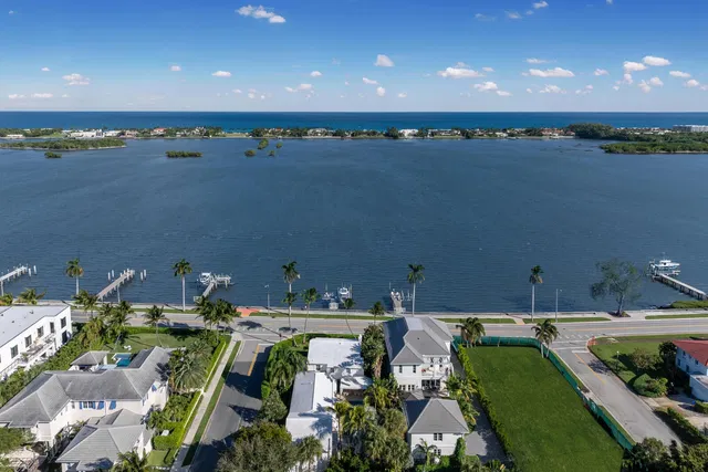 SoSo West Palm Beach Residence photo 2