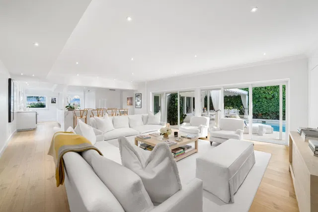SoSo West Palm Beach Residence photo 17