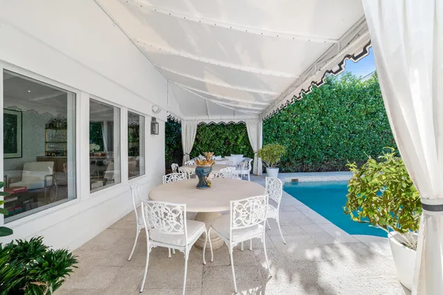 SoSo West Palm Beach Residence photo 23