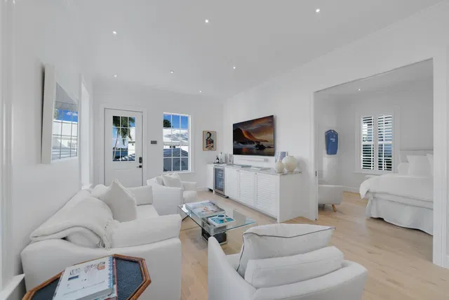 SoSo West Palm Beach Residence photo 38