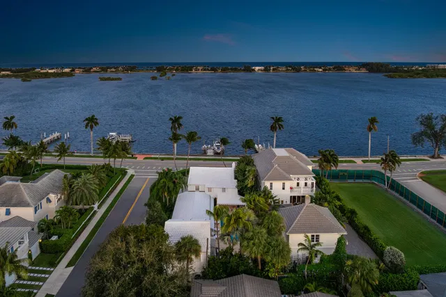 SoSo West Palm Beach Residence photo 46