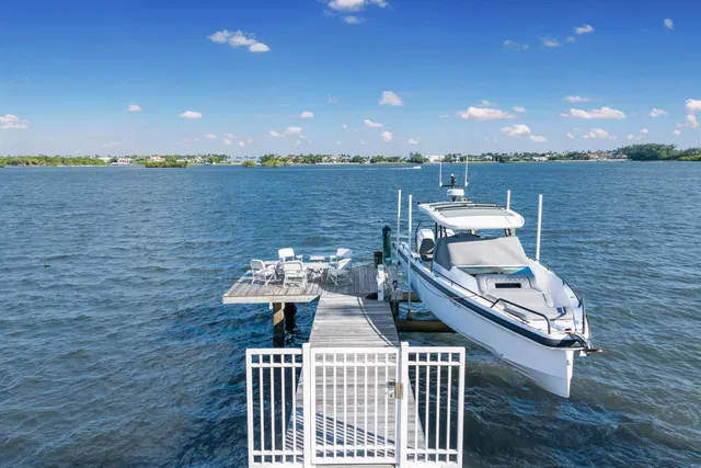 SoSo West Palm Beach Residence photo 48