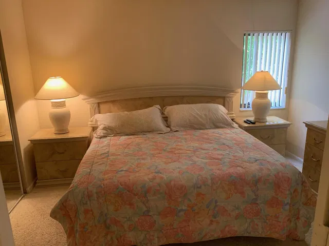 Residence photo 11