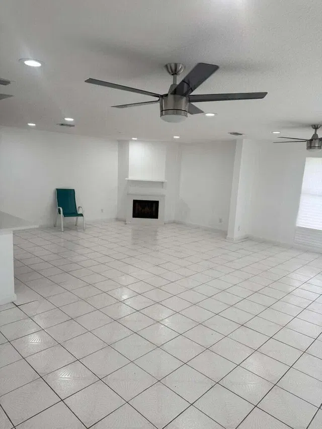 West Palm Beach Residence photo 3