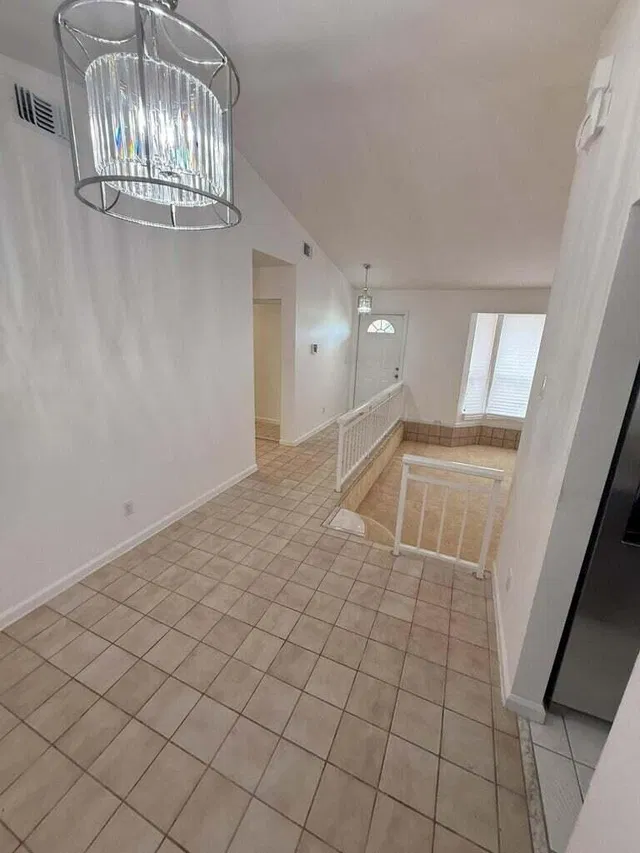 West Palm Beach Residence photo 12