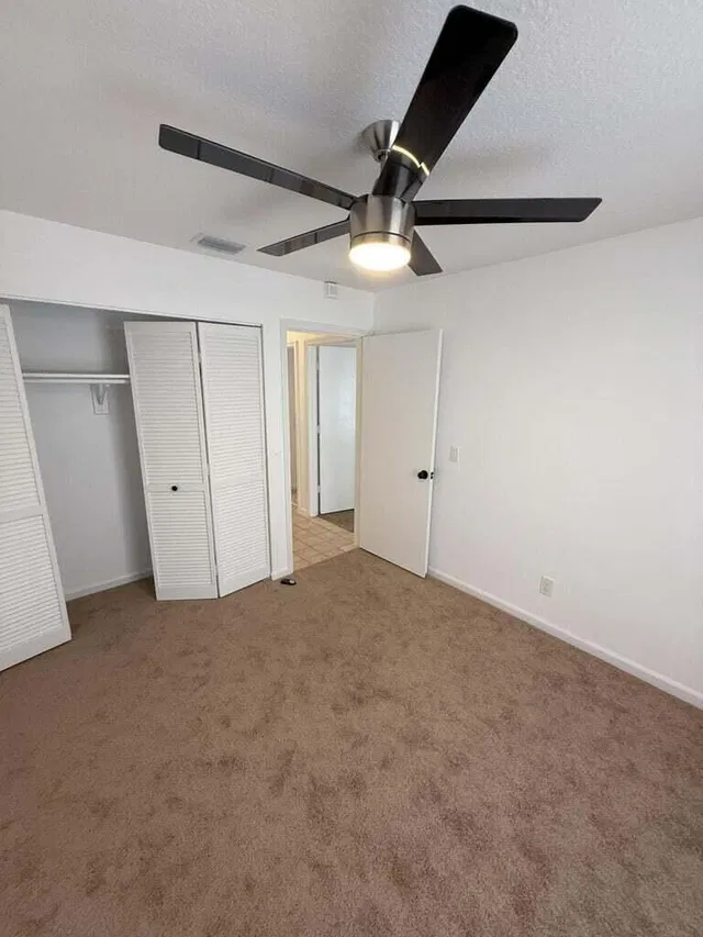West Palm Beach Residence photo 20