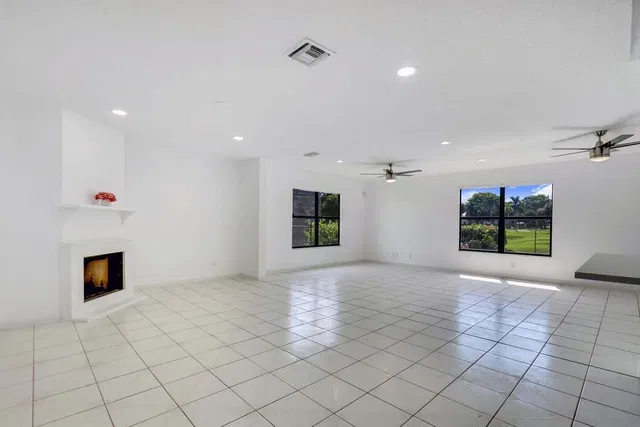 West Palm Beach Residence photo 30