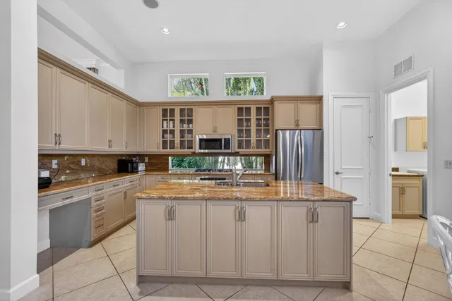 Mirasol Country Club Residence photo 27