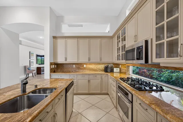 Mirasol Country Club Residence photo 30