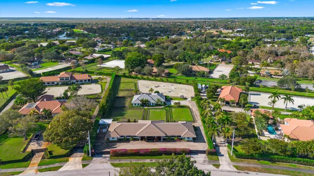 Paddock Park Residence photo 2