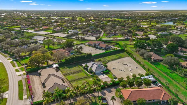 Paddock Park Residence photo 5